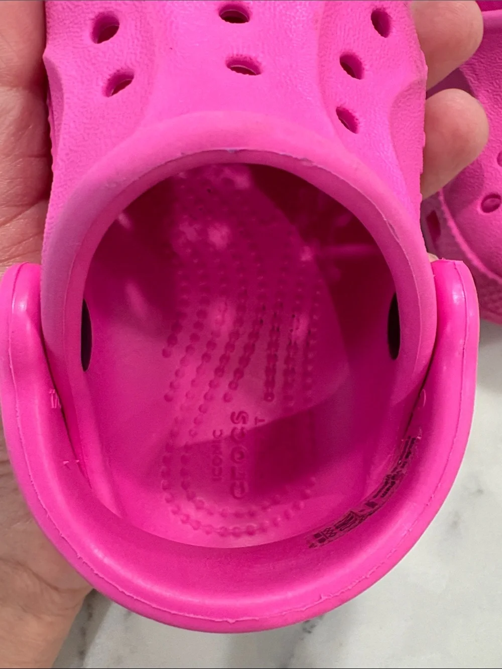 CROCS Kids Classic Clogs in Hot Pink